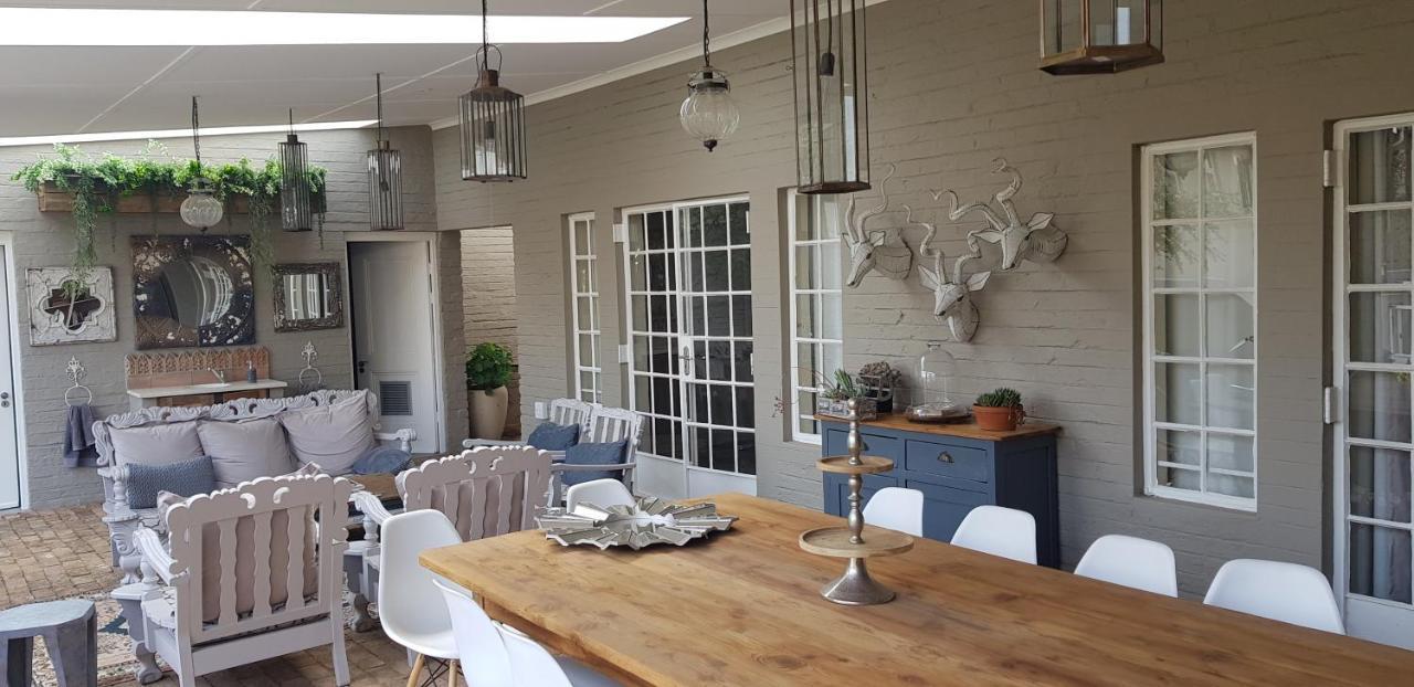 Villa Moi Johannesburg Luaran gambar