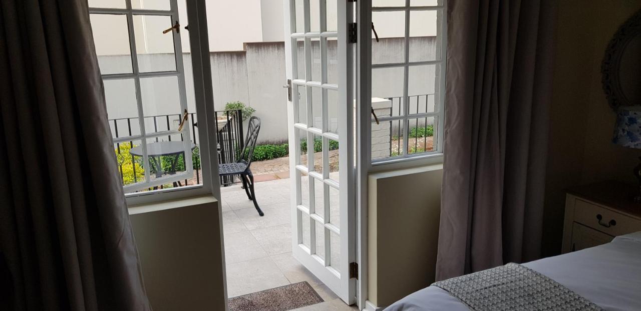 Villa Moi Johannesburg Luaran gambar